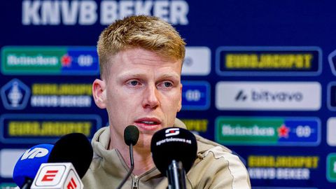 PSV'er bijt van zich af na kritiek op 'glansloos' kampioenschap: 'Dat is toch héél raar om te zeggen?'