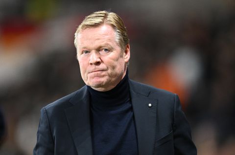 Ronald Koeman denkt dat er meer speelt tussen Xavi en Luis Enrique: 'Ze lijken goede vrienden, maar...'
