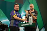 Dit is waarom Raymond van Barneveld extra blij is met Grand Slam-winst van Luke Littler