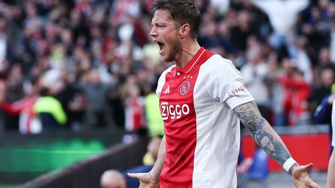 Het bijzondere verhaal achter de tatoeages van Ajax-spits Wout Weghorst: 'Ze is zo belangrijk voor me'