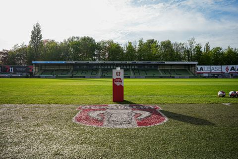 FC Dordrecht volgt voorbeeld Duitse volksclub met ingrijpend besluit: 'Sluit niet aan bij onze waarden'