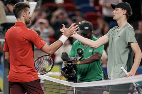 Opvallende woorden voor Djokovic en Sinner van oud-trainer:  'Ze zijn allebei arrogant'