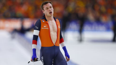 Nederlandse topschaatser zorgt voor grote verbazing: 'Je spoort niet, dat ga je toch niet doen?'