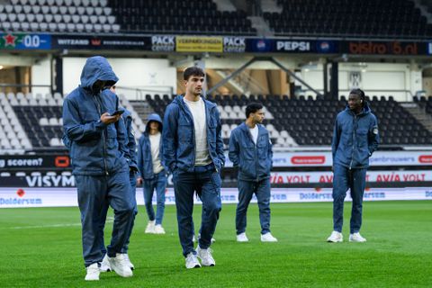 Live | Ajax op jacht naar herstel tegen Heracles Almelo: Oscar Garcia maakt opstelling bekend