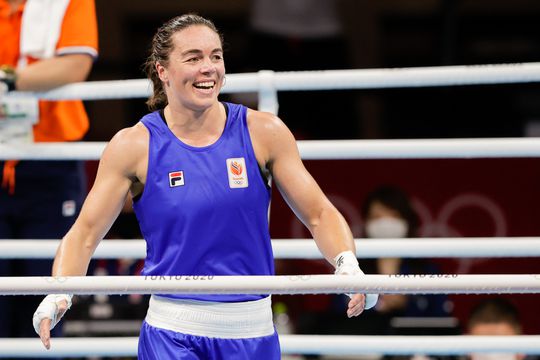 Olympische medaillewinnares (38) loopt plots voetballegende Zlatan Ibrahimovic tegen het lijf in Amsterdam