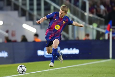 Heerlijke terugkeer van Frenkie de Jong: topvoetballer heeft direct impact met invalbeurt