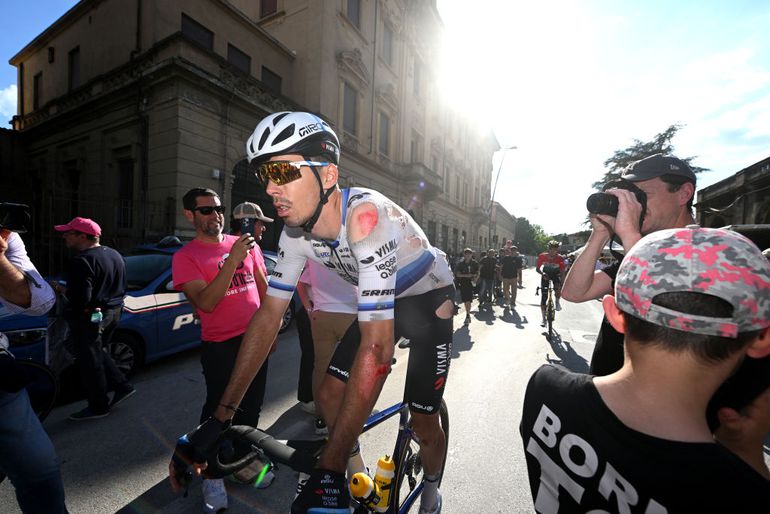 Olav Kooij raakt lead-out toch kwijt in Giro d'Italia: Christophe Laporte tweede uitvaller bij Visma