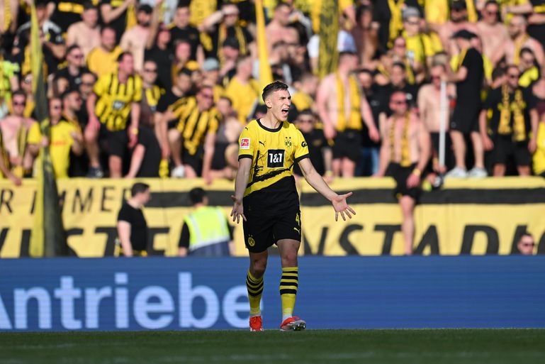 Champions League-finalist Borussia Dortmund bakt er niets van in Bundesliga: drie tegengoals in tien minuten