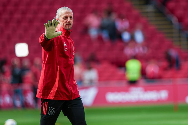 LIVE Eredivisie | Ajax jaagt op 37e landstitel in eigen huis tegen NEC: Remko Pasveer weer onder de lat
