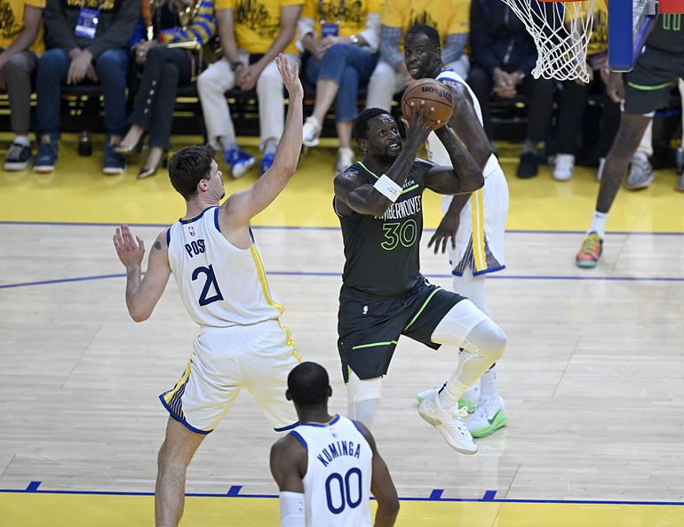 Nederlandse rookie ziet Warriors wegzakken: zonder sterspeler Stephen Curry komt uitschakeling dichterbij