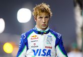 'Weggestuurde teamgenoot van Max Verstappen dreigt opnieuw plek kwijt te raken'