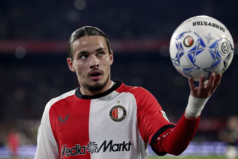 LIVE Feyenoord  - PSV: kraker in De Kuip om Champions League-miljoenen ook cruciaal voor koploper Ajax