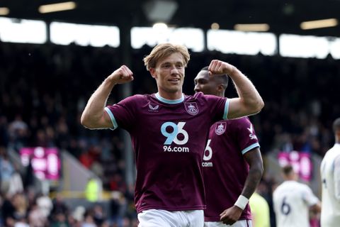 Nederlandse spits door fans gekozen tot beste speler van Premier League-club: 'Jullie steun is altijd onveranderd gebleven'