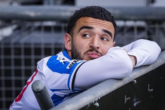 Aanvaller Heerenveen (19) mist examen dankzij opmerkelijke beslissing KNVB: 'Krijg een 1, denk ik'