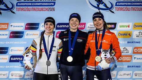 Nederlandse schaatsster maakt ondanks 'risico' indruk met loodzware uitdaging: 'En nu niet zeuren'