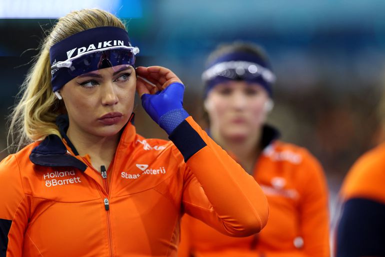 Topschaatsster Jutta Leerdam beleeft intens pijnlijk moment: 'Stuur alsjeblieft hulp'