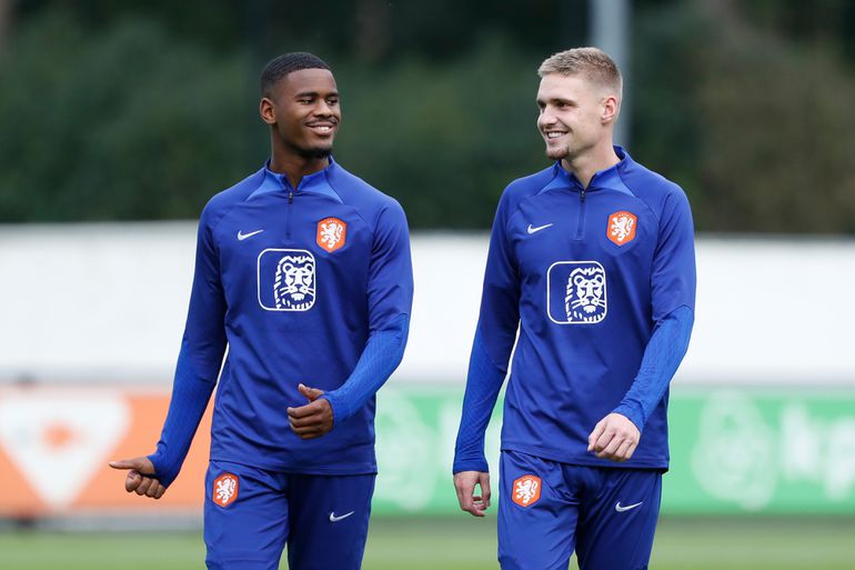 'Kenneth Taylor heeft alle ingrediënten, maar er wordt wel wat anders gevraagd': Ajacied moet Jong Oranje naar EK-winst leiden