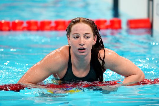 Olympisch zwemkampioene in tranen na openhartige bekentenis: 'Zwaarste wat ik ooit heb meegemaakt'