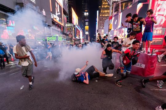 Complete chaos dreigt in WK-stad New York na bizarre comeback Knicks