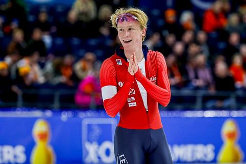 Noorse topschaatser (24) dolblij met besluit schaatsbond dat prijzengeld de lucht in schiet