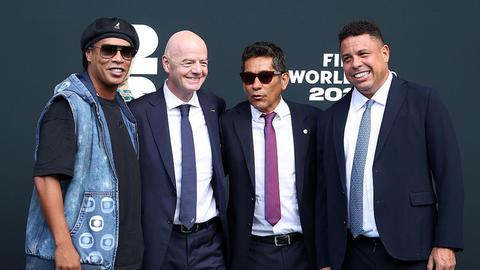 Internationale voetbaliconen duiken massaal op bij openingsduel van WK voetbal