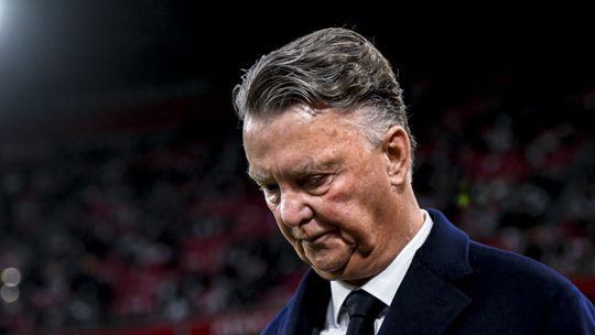 'Kwetsbare' Louis van Gaal spreekt openhartig over ziekte: 'Ik schaam me ervoor'