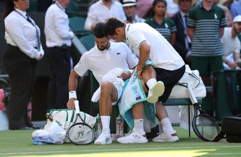'Oude truc' van Novak Djokovic faalt: Jannik Sinner haalt op Wimbledon keihard uit tegen Serviër