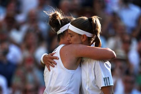 Toptennisster (29) grapt over 'ex-vriendin' na verloren Wimbledon-finale en krijgt groot applaus