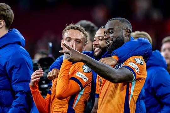 Na Noa Lang en Memphis Depay kondigt nog Oranje-international eigen muzieknummer aan: 'Niks te verliezen'