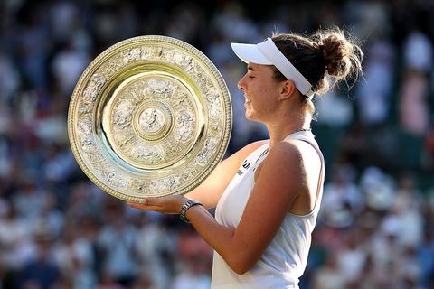 Wimbledon-kampioene Linda Noskova (21) heeft extra Instagram-account: 'Wil andere kant van mezelf laten zien'