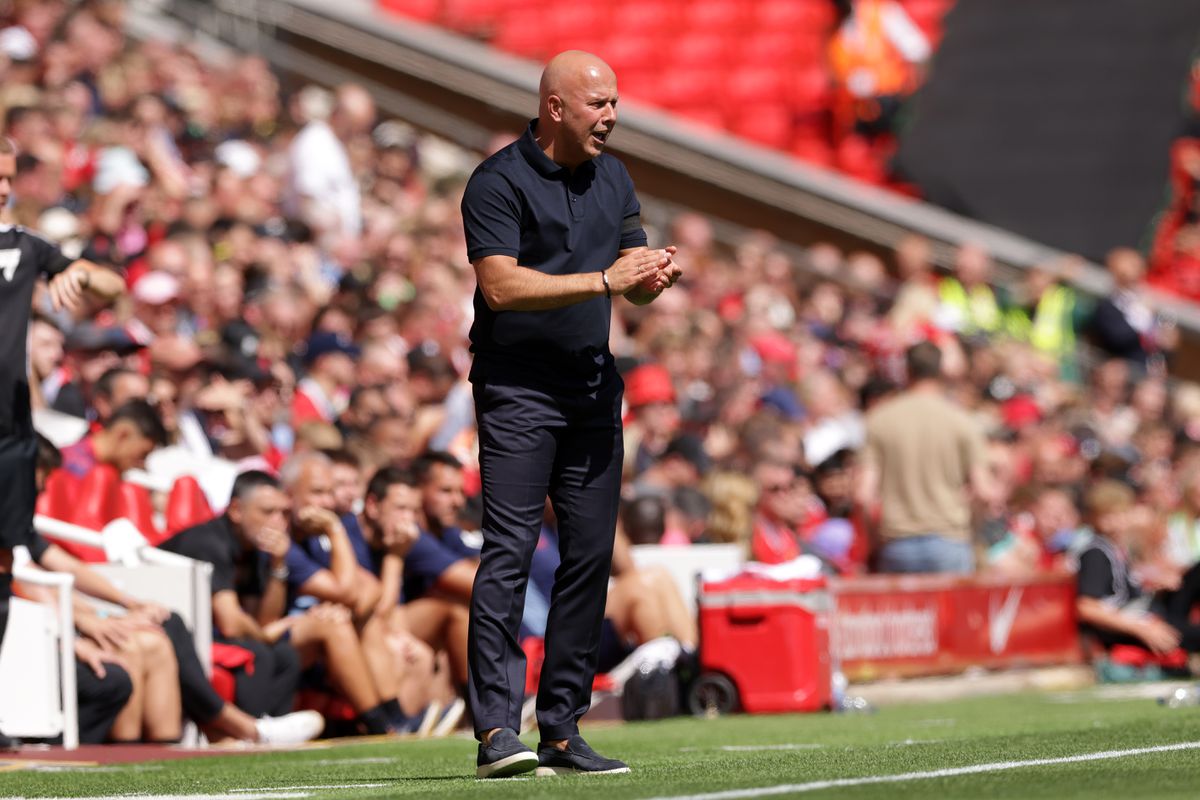 Arne Slot laat Liverpool reikhalzend uitkijken naar start Premier League: dikke zege in eerste duel Spaanse tweeluik