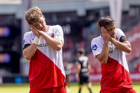FC Utrecht wint in troosteloze omstandigheden met moeite van PEC Zwolle