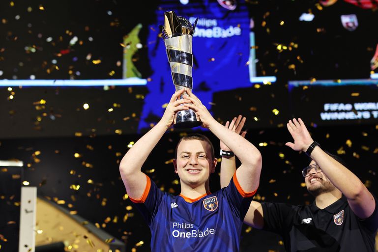 'Onbekende' Nederlandse wereldkampioen (20) harkt gigantische berg prijzengeld binnen