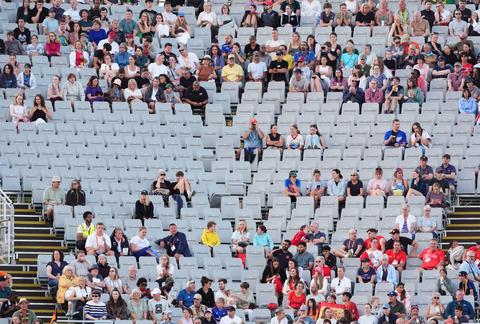 Pijnlijke beelden op EK atletiek ondanks uitbreiding van stadion vanwege 'ongeëvenaarde belangstelling'
