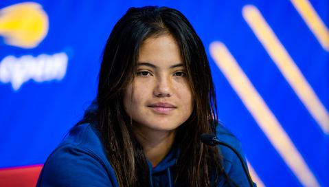 Toptennisster Emma Raducanu loopt tegen problemen aan: 'Het wordt lastig voor haar'