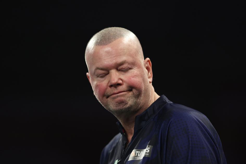 Dartsicoon Raymond van Barneveld (59) twijfelt over toeko...