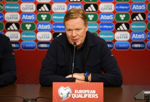 Bondscoach Ronald Koeman onthult basisspeler bij Oranje tegen Finland: 'Aan jou wil ik dat wel prijsgeven'