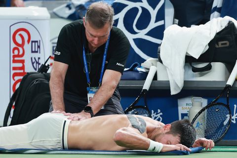 'Gekwetste' Novak Djokovic blameert zich in tenniswereld