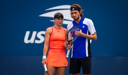 Verliefd tenniskoppel zichtbaar geïrriteerd op Australian Open: 'Doe het dan zelf'