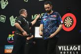 Luke Humphries vloog al vroeg uit de Grand Slam of Darts, maar had daar een goede reden voor. ©PDC