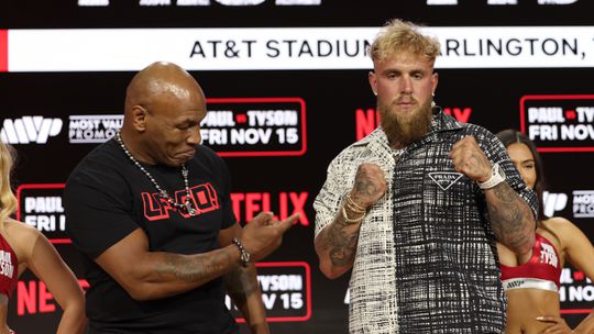 Jake Paul baalt van opvallende geruchten over gevecht met Mike Tyson: 'Mensen beseffen niet hoe hard ik heb gewerkt'