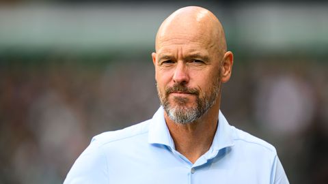 Heeft Erik ten Hag een ontsnappingsclausule bij FC Twente? 'Dan kijken we of we het mogelijk kunnen maken'