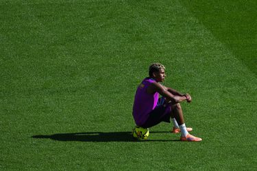 Nieuwe rel rond sterspeler Lamine Yamal en Spaanse bondscoach: 'Ik ben geschokt, ik wist van niks'