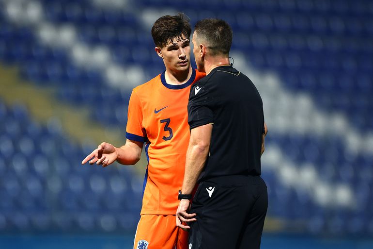 Bondscoach spreekt steun uit voor omstreden voetballer Wouter Goes: 'Het is echt een leuke jongen'