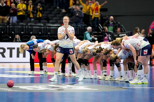 Irritatie bij olympisch kampioenen na 'trieste' boetes op WK handbal: 'Waar maak je je druk over?!'