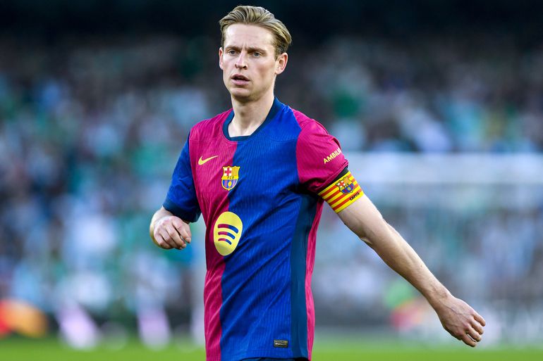 'Frenkie de Jong kan uitzichtloze situatie bij FC Barcelona achter zich laten, zaakwaarnemer sprak met opvallende club'