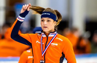 Schaatssensatie Angel Daleman (17) zat huilend op de bank: 'Ik ben dat kwijtgeraakt, dat is toch zonde'