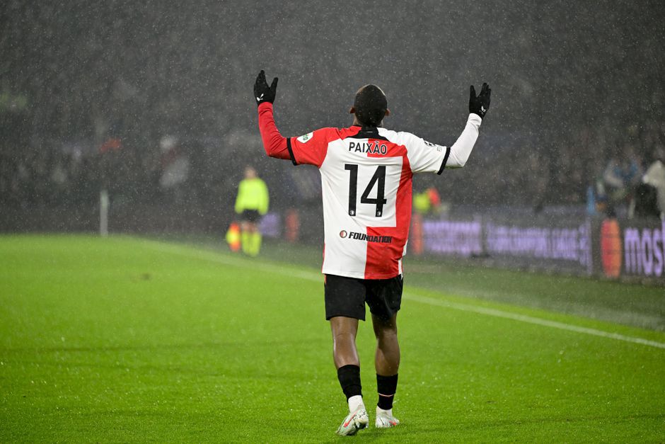 Woede na 'schandalige' stelling over Johan Cruijff: 'Ga je Luke Littler nou ook met hem vergelijken?'