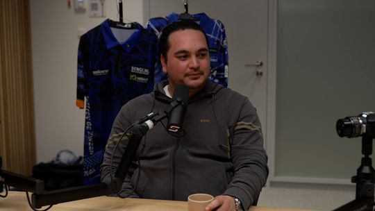 Comeback Raymond van Barneveld pakte slecht uit voor Nederlandse topdarter: 'Ben daar te makkelijk in geweest'