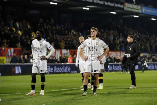 Clubhelden Vitesse zien de degradatie nu echt aankomen: 'Dit was de genadeklap'